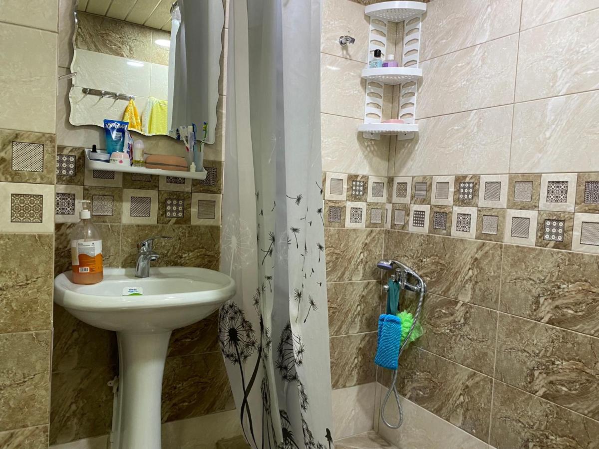 Lovely 2-Bedroom Apartment Near Ayb School Dilijan Esterno foto